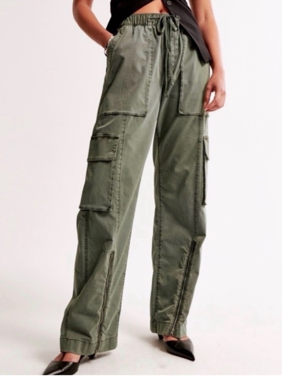Abercrombie & Fitch Pants - Abercrombie & Fitch Olive Green Wide Leg Baggy Cargo Pull On Pants Oversized